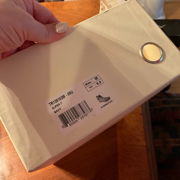 Sneakers denim with red trim - Picture 4 of 6